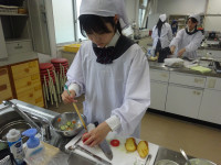 ②