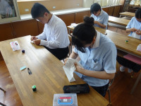 ②